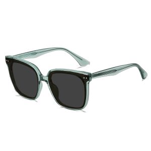Unisex TR90 Oversized Square Polarized Sunglasses With Studs On Flat Lenses 2503